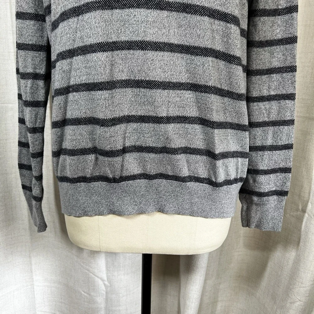 Banana Republic Pima Cotton Cashmere‎ Sweater Mens Large Gray Striped Preppy